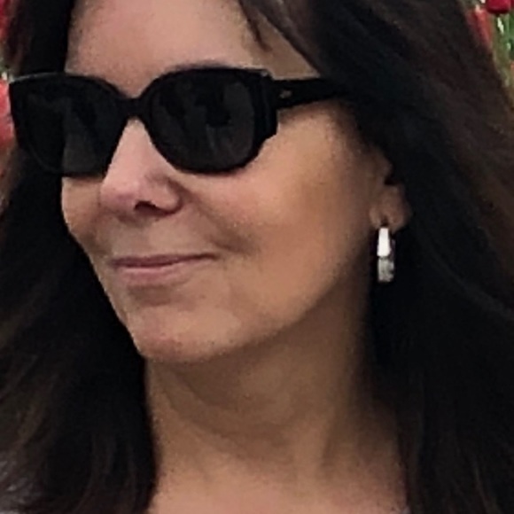 Meet your Posher, Fay - Picture 1 of 1